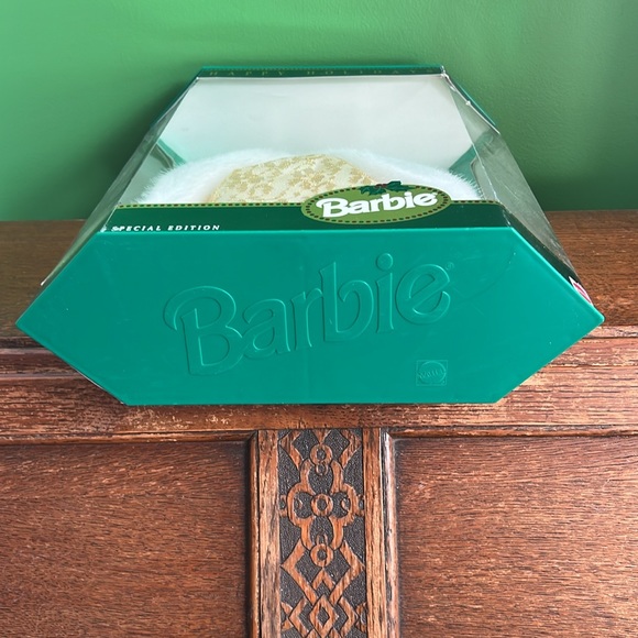 1994 Happy Holidays Barbie, NIB - Picture 6 of 6